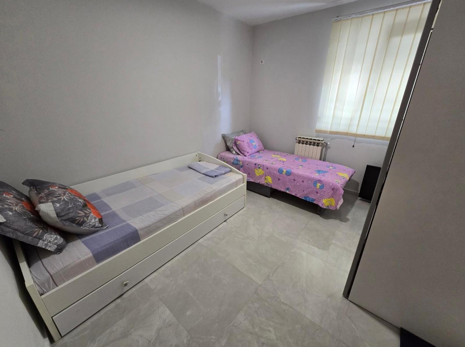 Family Apartment-Dilorena Bar Kültér fotó